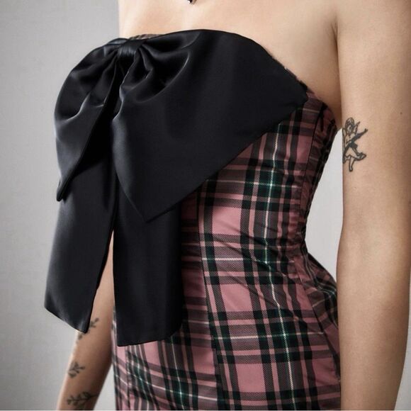 Kimchi Blue Emmery Edgy Plaid Strapless Dark Academia Mini Party Dress Med NWT - Picture 5 of 12